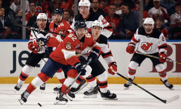 Hockey-players-(Source-Google)
